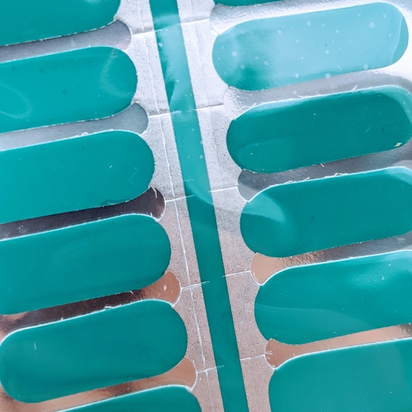 5 for $15 Nail Wrap- Turquoise Sea - Picture 1 of 5